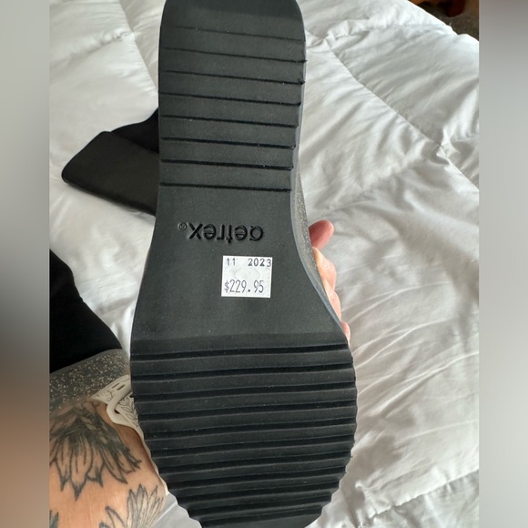 Aetrex Rose Black Boot - women’s size 38 - Picture 8 of 11